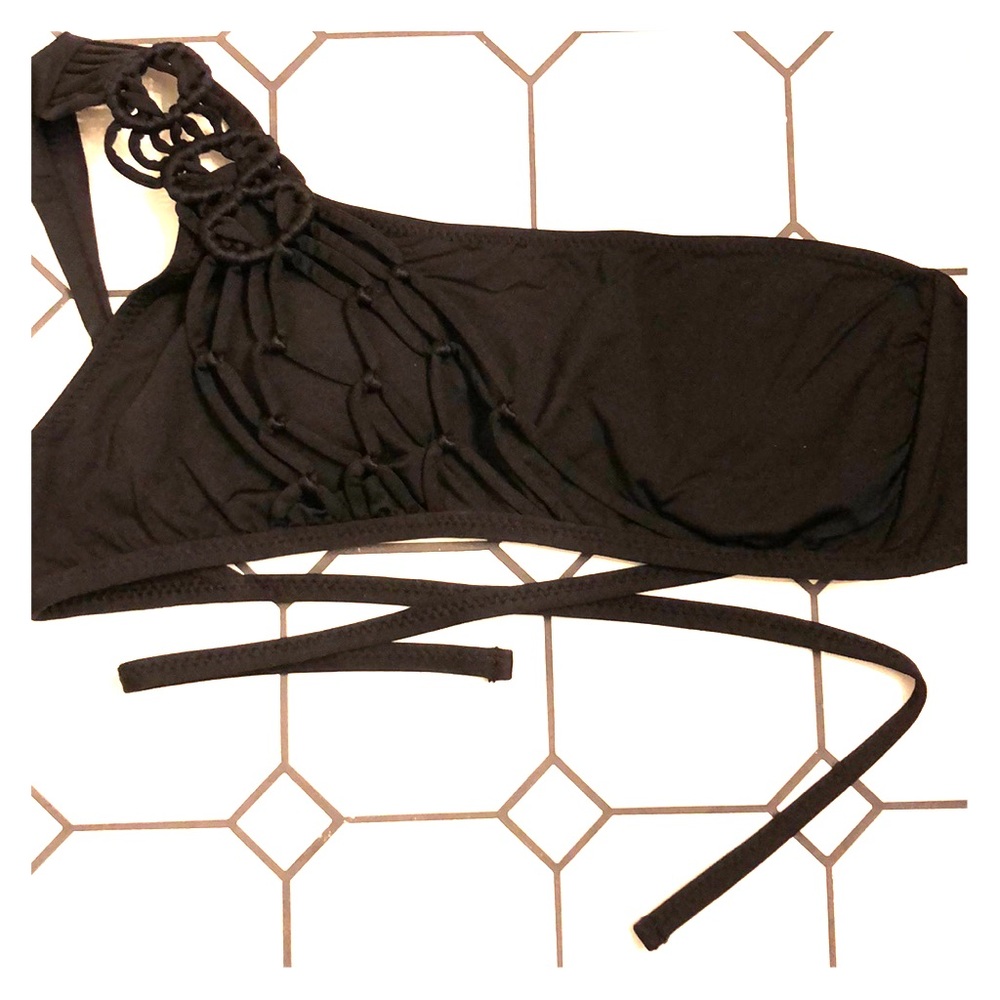 Becca by Becca Virtue swimsuit top